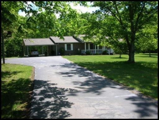 945 Kilby Rd, Clarkrange, TN 38553 photo 12
