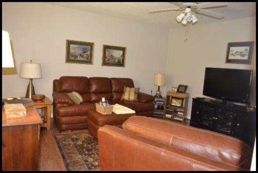 945 Kilby Rd, Clarkrange, TN 38553 photo 8