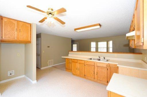 911 Blair Loop Rd, Walland, TN 37886 photo 4