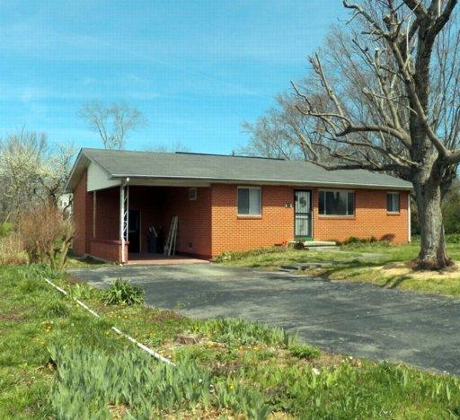 418 Elm St, Baxter, TN 38544 photo 1