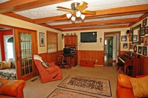 331 E Chestnut Hill Rd, Townsend, TN 37882 photo 8