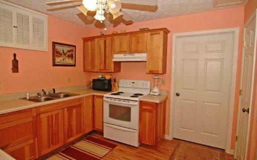 331 E Chestnut Hill Rd, Townsend, TN 37882 photo 21