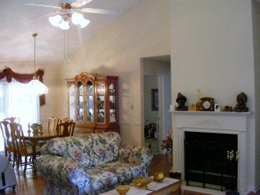 3916 Stonebridge, Powell, TN 37849 photo 3