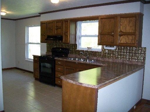 1985 E Wolf Valley Rd, Heiskell, TN 37754 photo 5