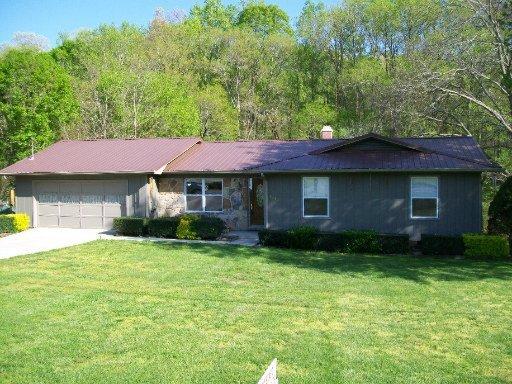 1985 E Wolf Valley Rd, Heiskell, TN 37754 photo 1