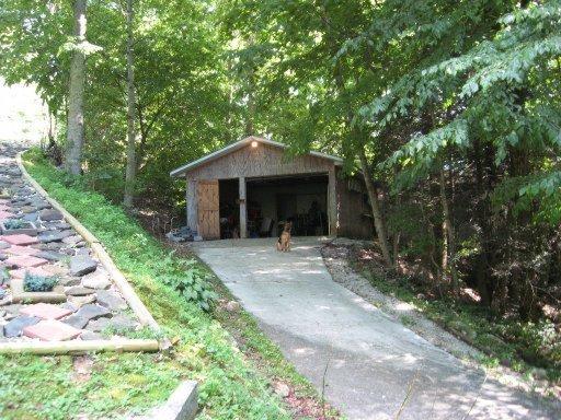 651 Cotula Rd, Duff, TN 37729 photo 3