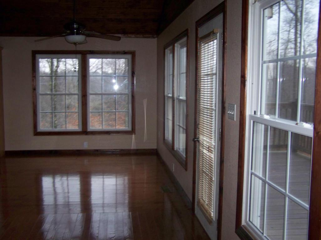528 Arrowhead Rd, Moss, TN 38575 photo 4