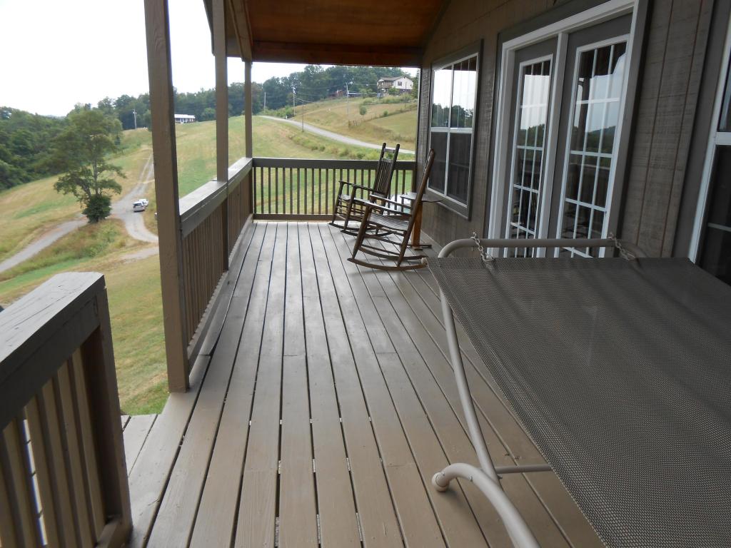 109 Queens Dr, Luttrell, TN 37779 photo 4