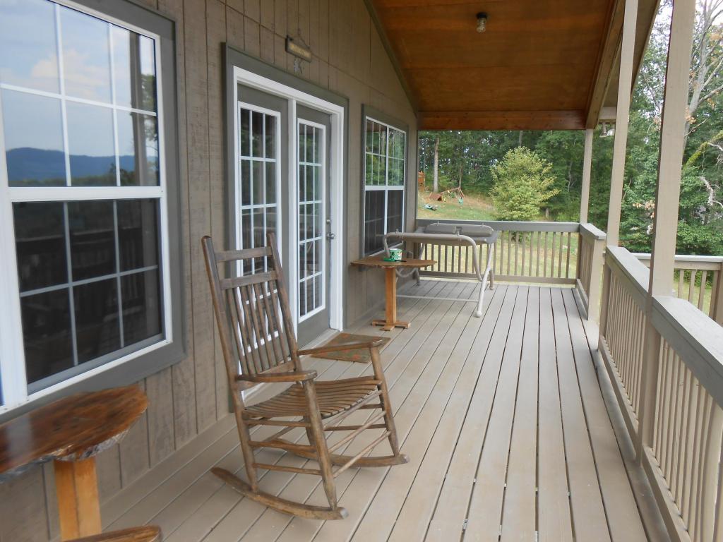 109 Queens Dr, Luttrell, TN 37779 photo 3