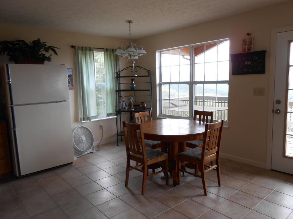 109 Queens Dr, Luttrell, TN 37779 photo 9