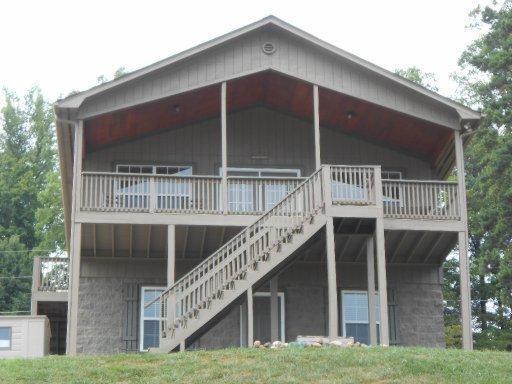 109 Queens Dr, Luttrell, TN 37779 photo 1