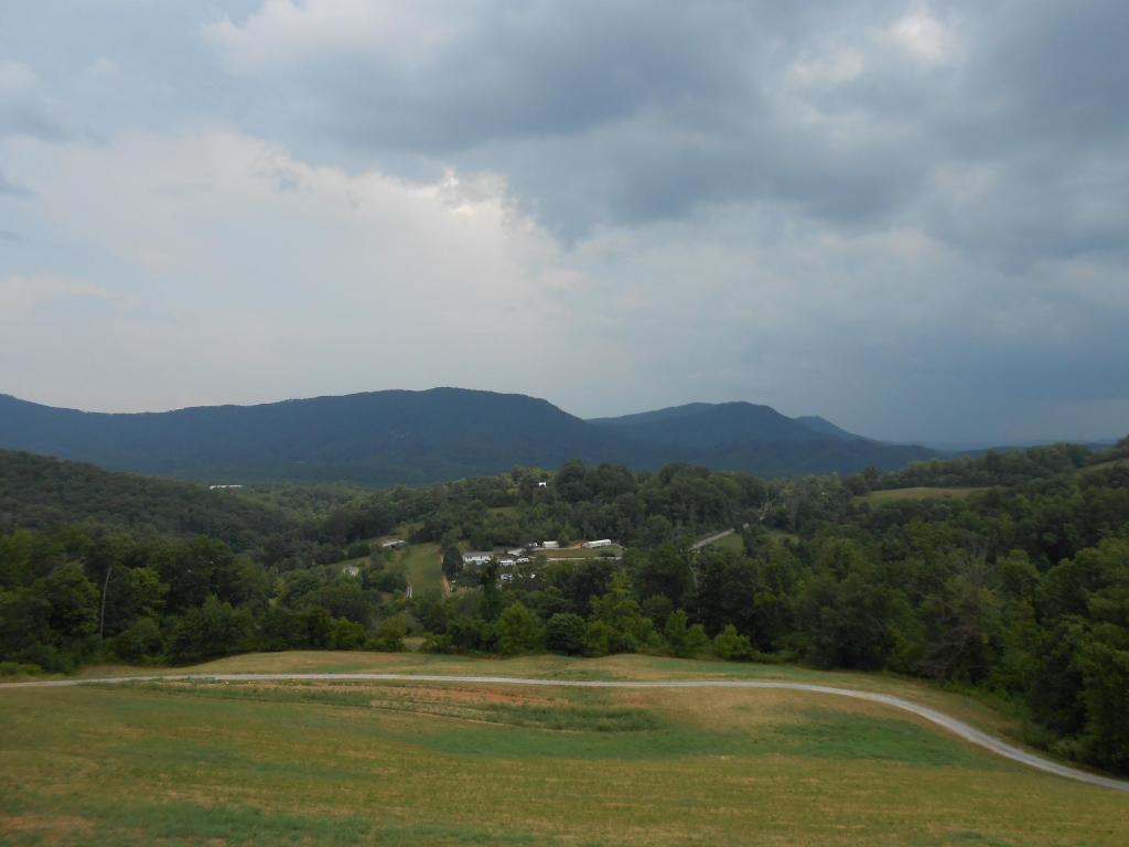 109 Queens Dr, Luttrell, TN 37779 photo 6