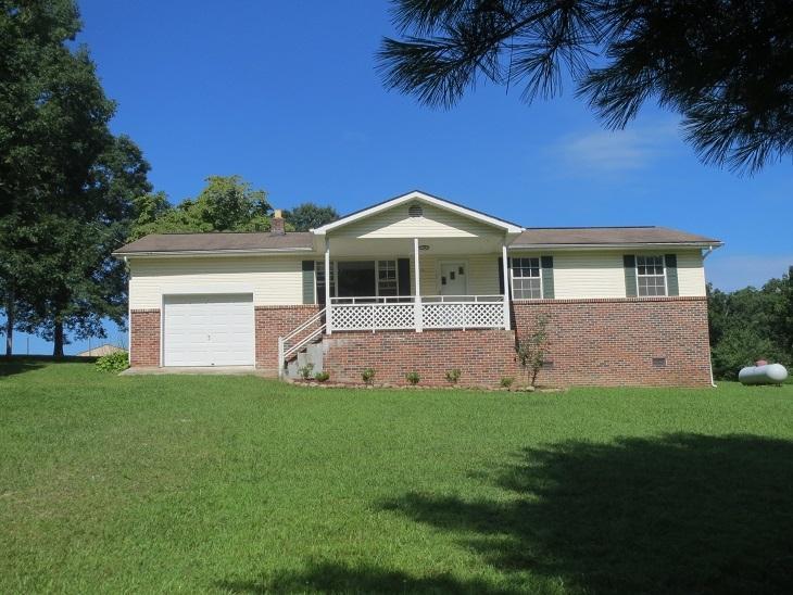1017 Dye Rd, Clarkrange, TN 38553 photo 1