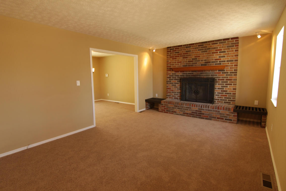 720 Gamble Dr, Heiskell, TN 37754 photo 4