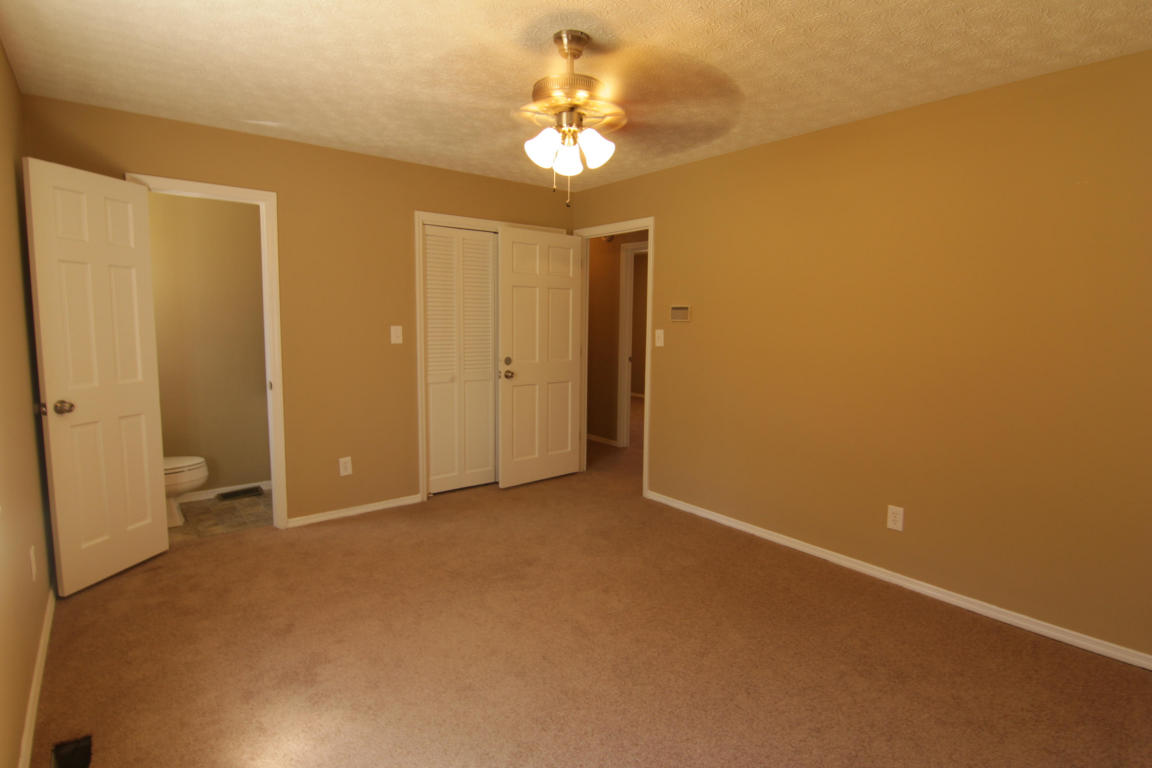 720 Gamble Dr, Heiskell, TN 37754 photo 14