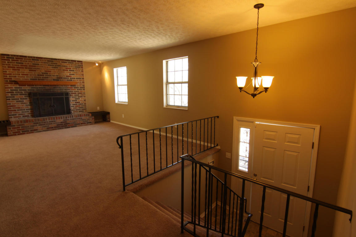 720 Gamble Dr, Heiskell, TN 37754 photo 2