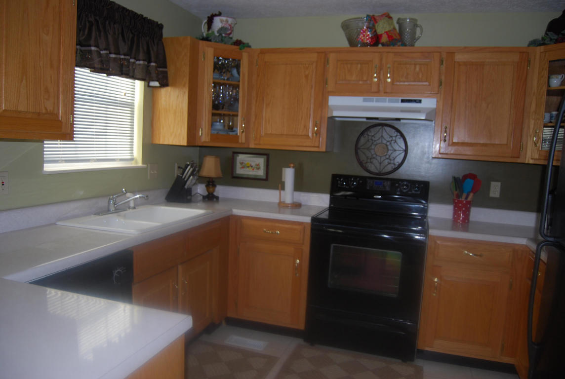 128 Settlers Ln, Talbott, TN 37877 photo 4