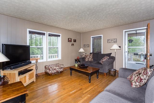 208 Pine St, Clinton, TN 37716 photo 3