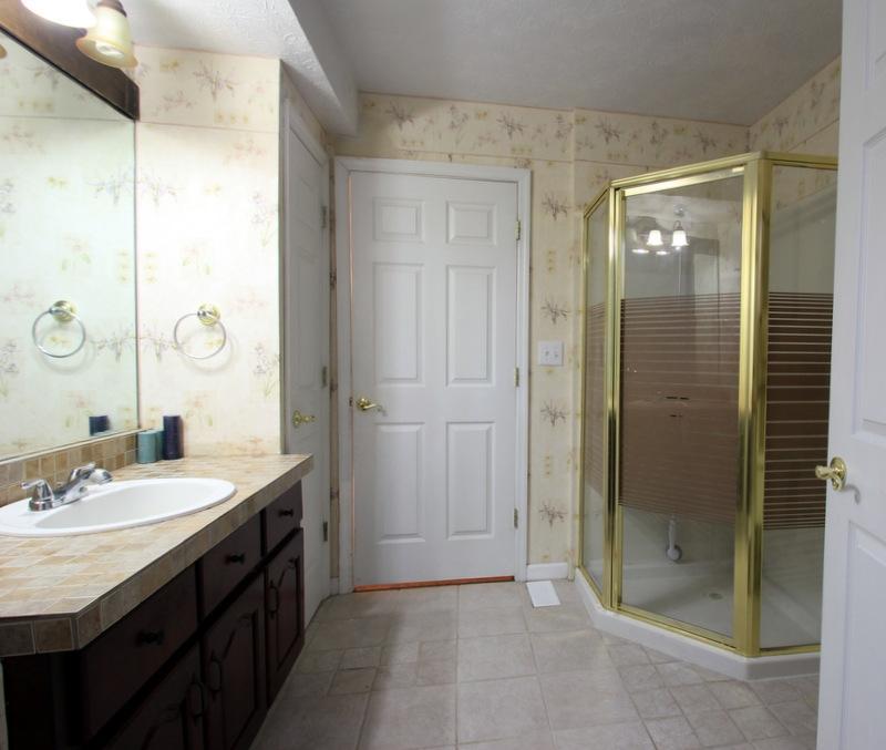 136 White Loop Rd, Clinton, TN 37716 photo 10