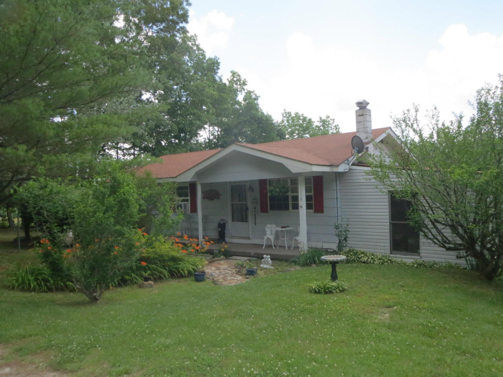 198 Clark Subdivision Rd, Clarkrange, TN 38553 photo 1
