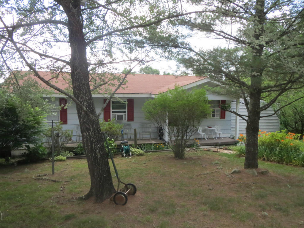 198 Clark Subdivision Rd, Clarkrange, TN 38553 photo 3