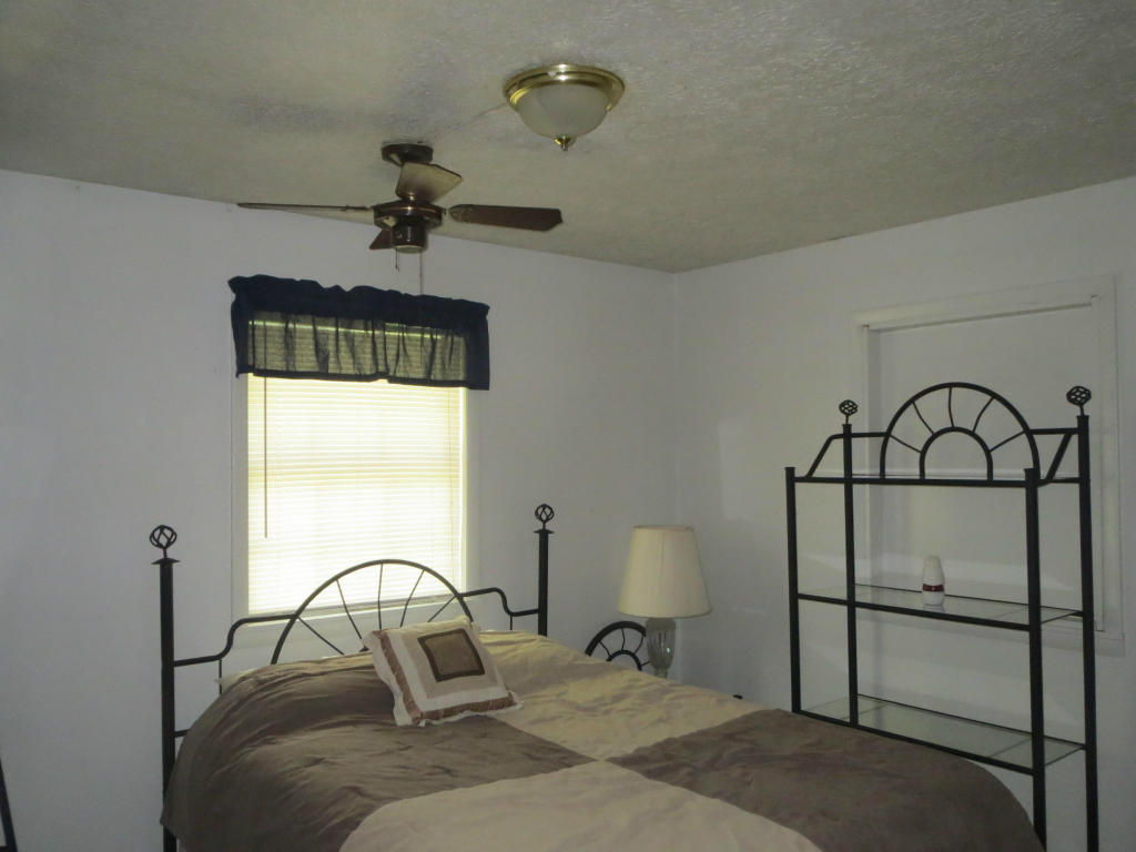 198 Clark Subdivision Rd, Clarkrange, TN 38553 photo 8