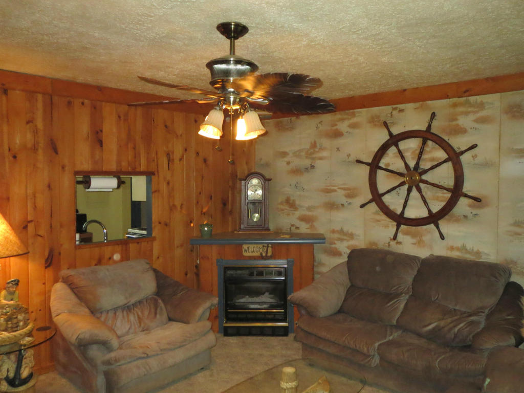 198 Clark Subdivision Rd, Clarkrange, TN 38553 photo 4
