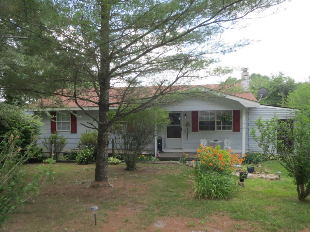 198 Clark Subdivision Rd, Clarkrange, TN 38553 photo 2
