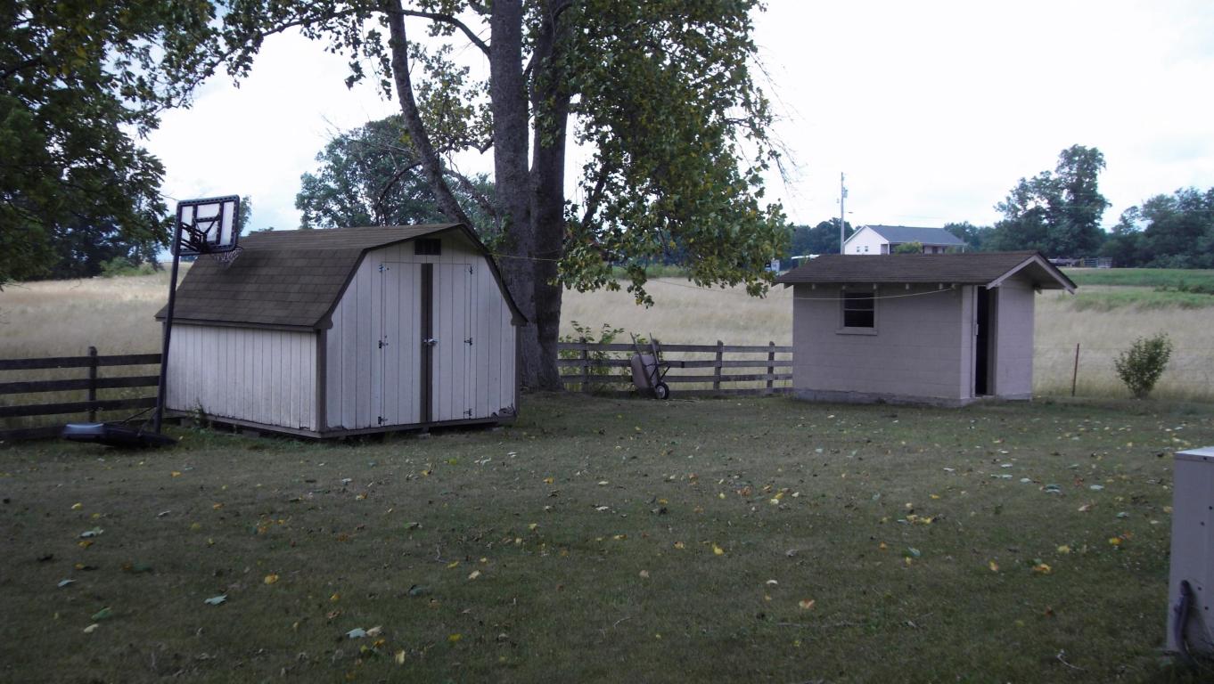 199 Hanahan Rd, Clarkrange, TN 38553 photo 4
