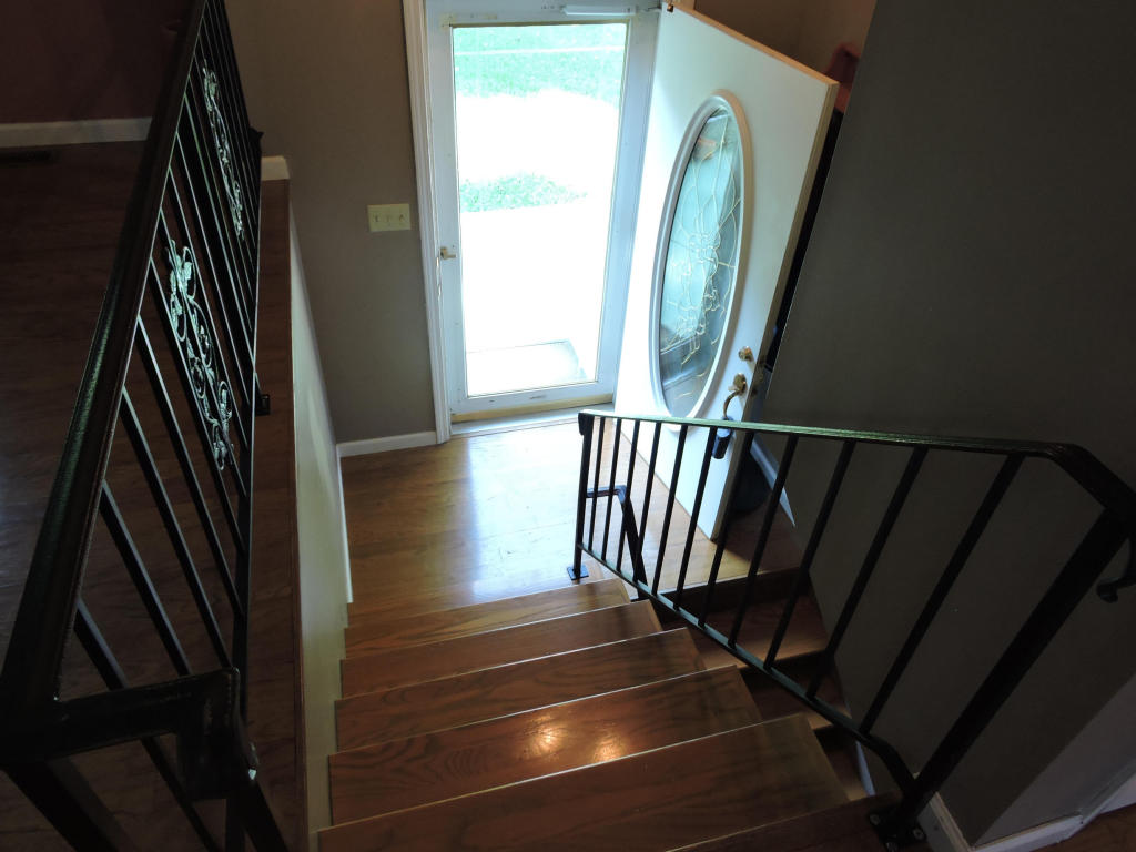 123 Den Dr, Heiskell, TN 37754 photo 16