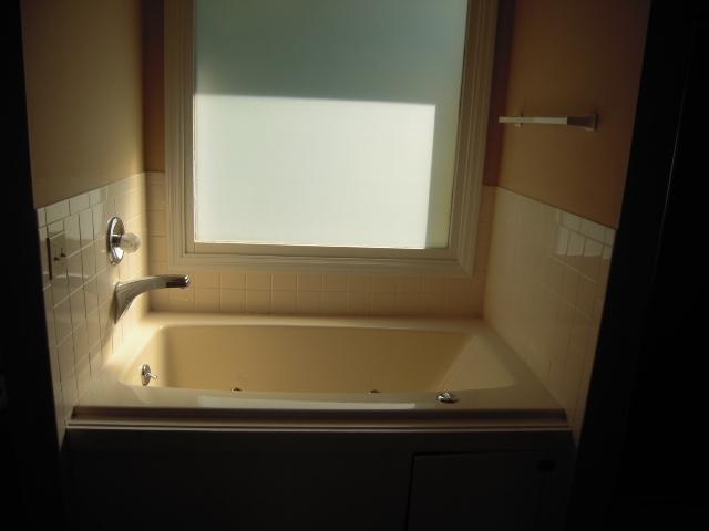7624 Holcombridge Blvd, Powell, TN 37849 photo 13