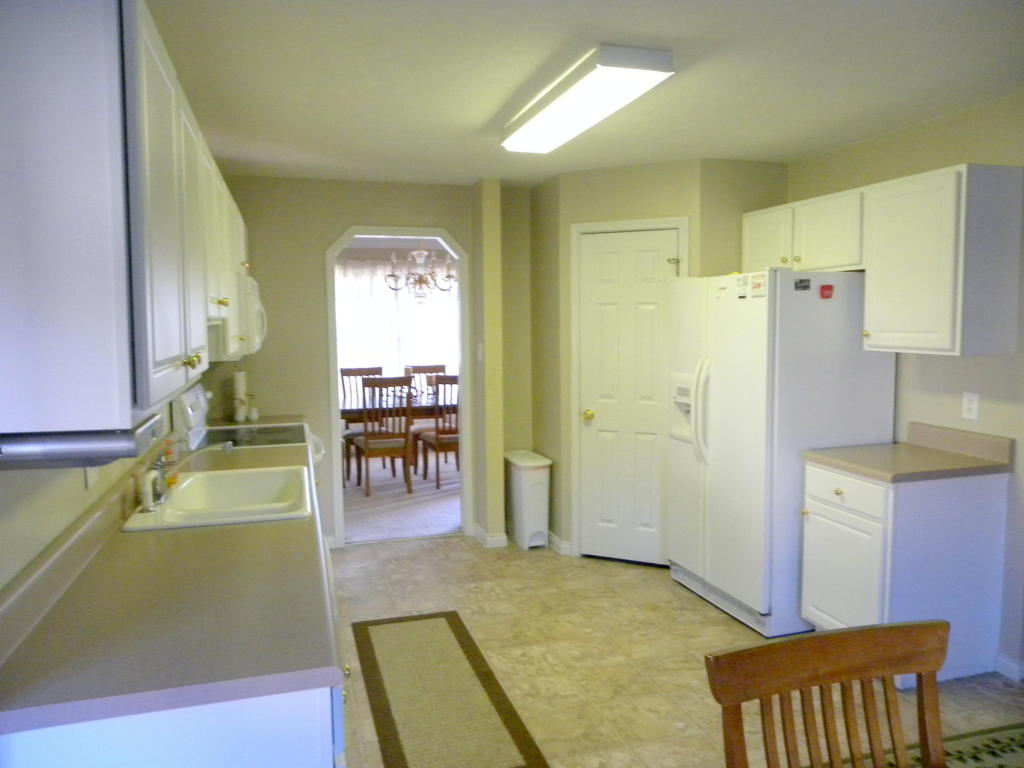 857 Galloping Ln, Powell, TN 37849 photo 4