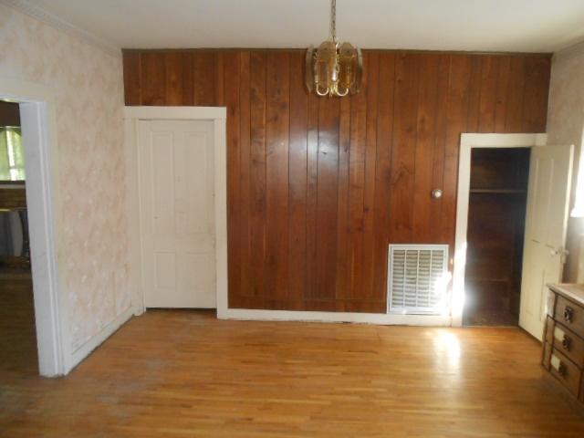 121 Hackler Ln, Jellico, TN 37762 photo 5