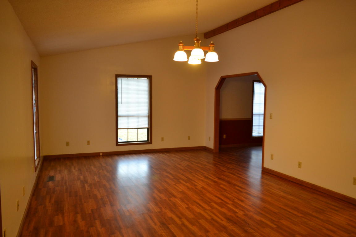 1020 Pine Ridge Ln, Clarkrange, TN 38553 photo 2