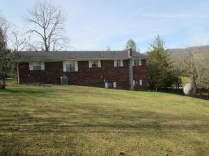 222 Golf Course Rd, Ewing, VA 24248 photo 4