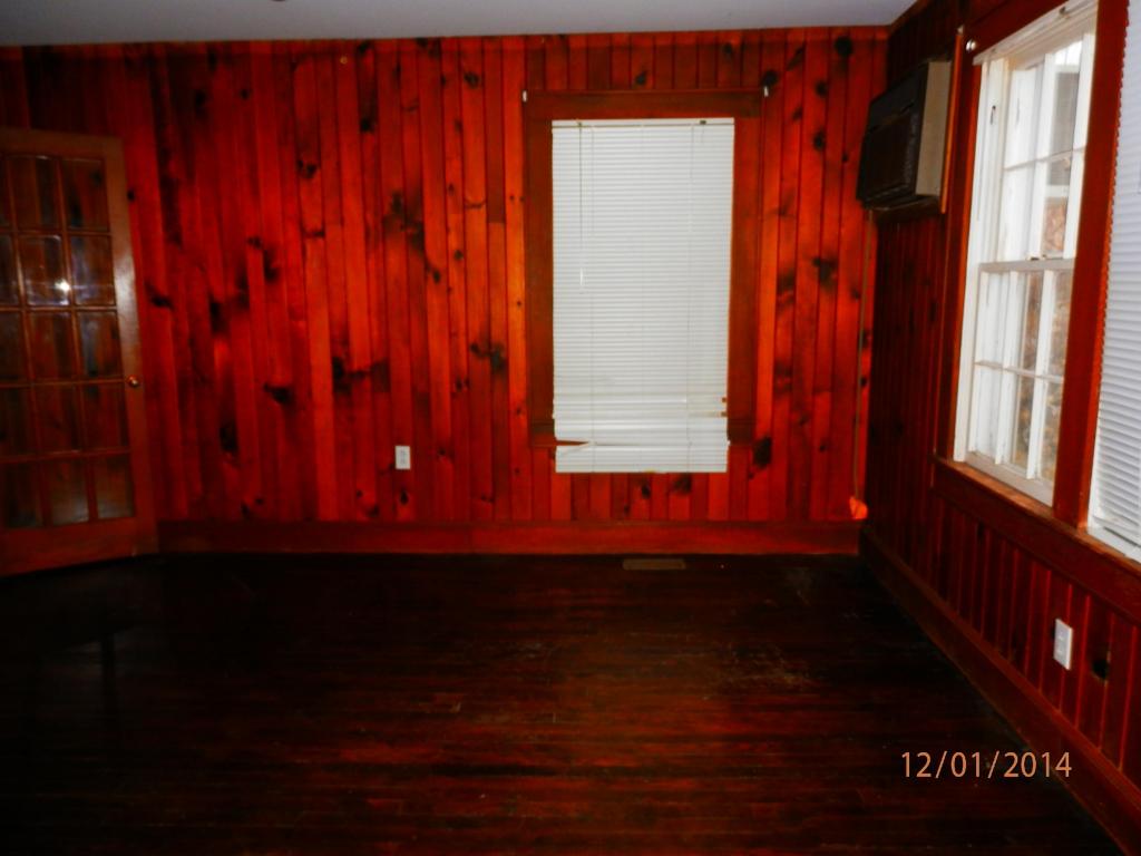 327 S 4th Ave, Baxter, TN 38544 photo 2