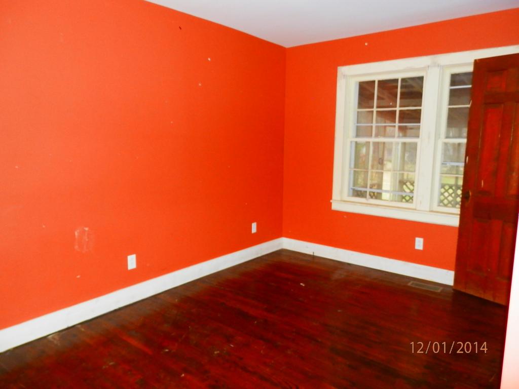 327 S 4th Ave, Baxter, TN 38544 photo 4