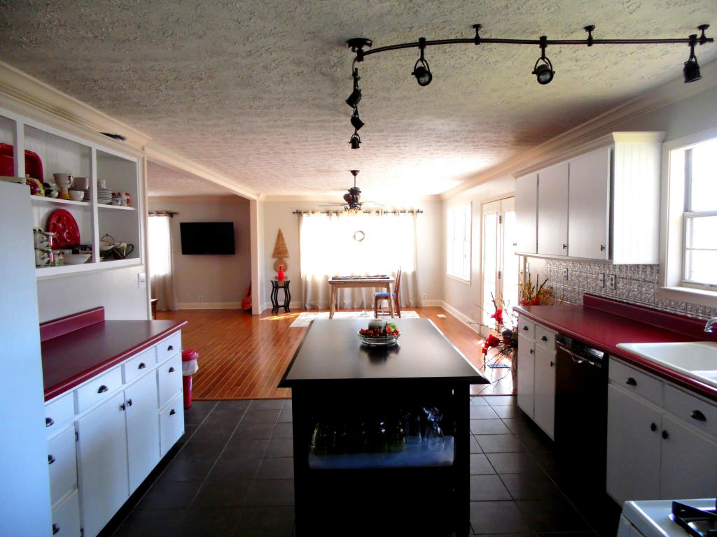 367 Eagle Bluff Rd, Jacksboro, TN 37757 photo 15