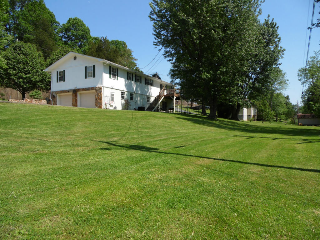 367 Eagle Bluff Rd, Jacksboro, TN 37757 photo 6