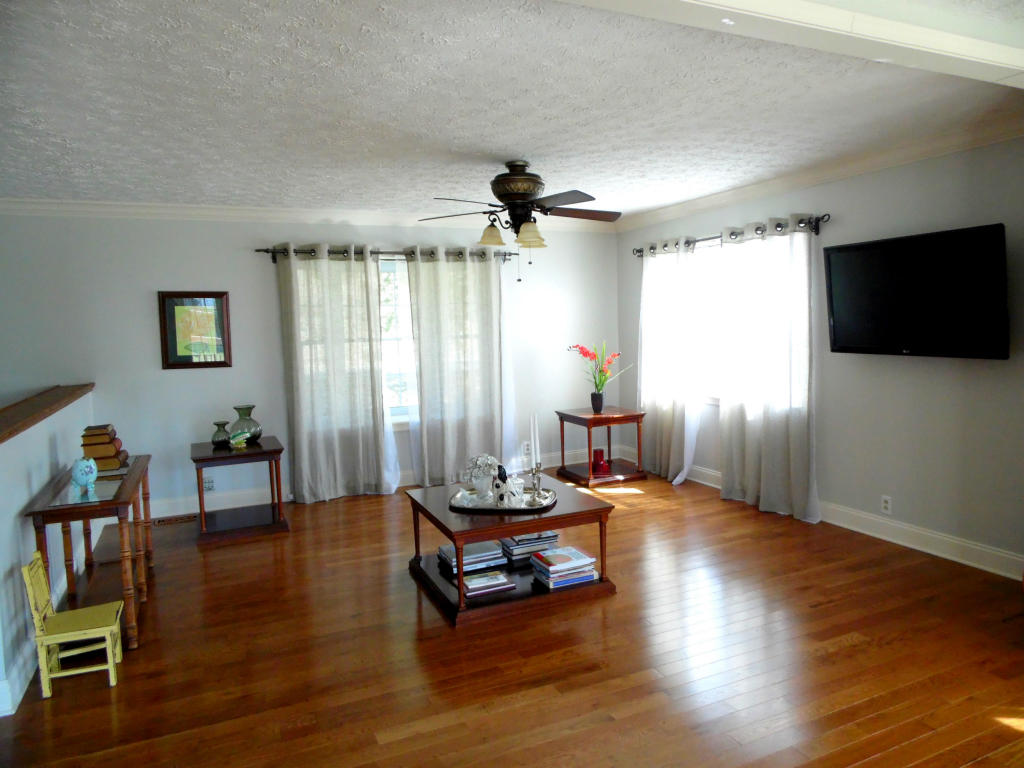 367 Eagle Bluff Rd, Jacksboro, TN 37757 photo 20