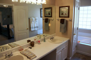 847 Galloping Ln, Powell, TN 37849 photo 13