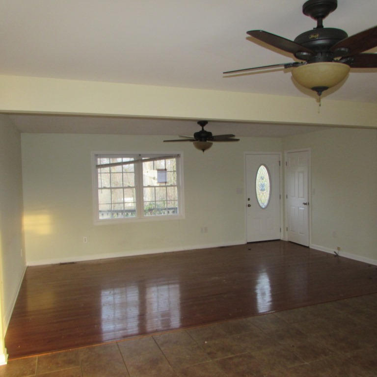 489 Summit, Oneida, TN 37841 photo 5