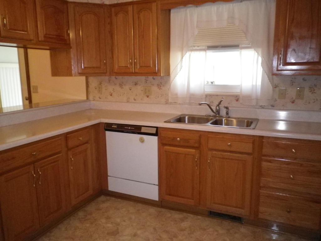 219 N Apache Dr, Clinton, TN 37716 photo 9