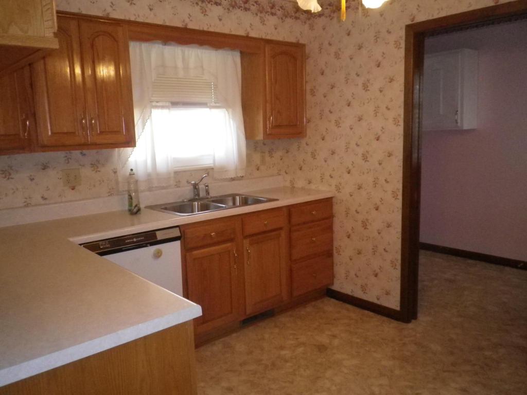 219 N Apache Dr, Clinton, TN 37716 photo 7