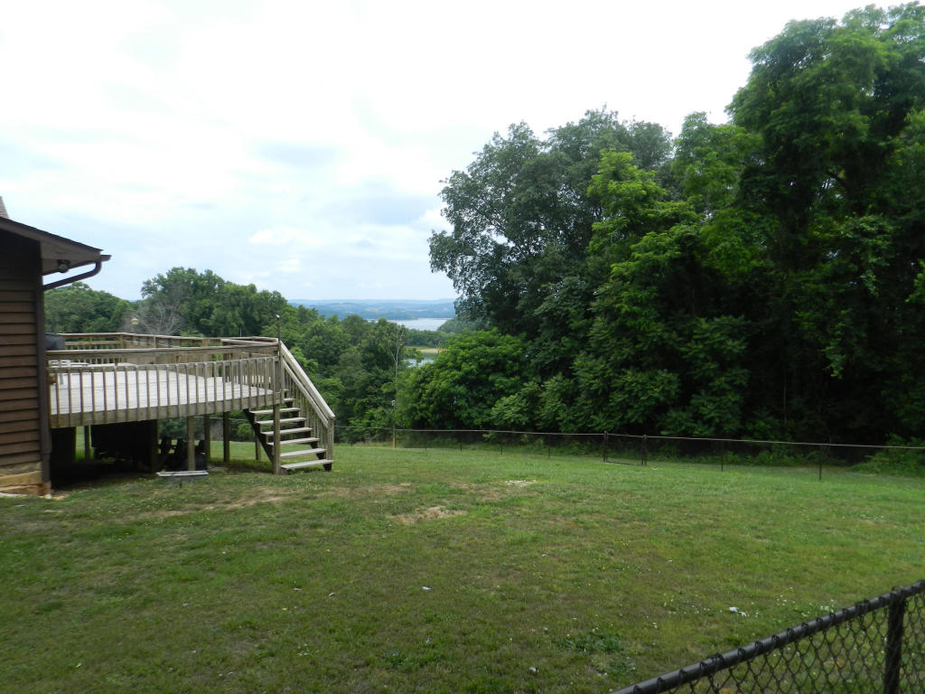 1742 Wilderness Dr, Talbott, TN 37877 photo 3