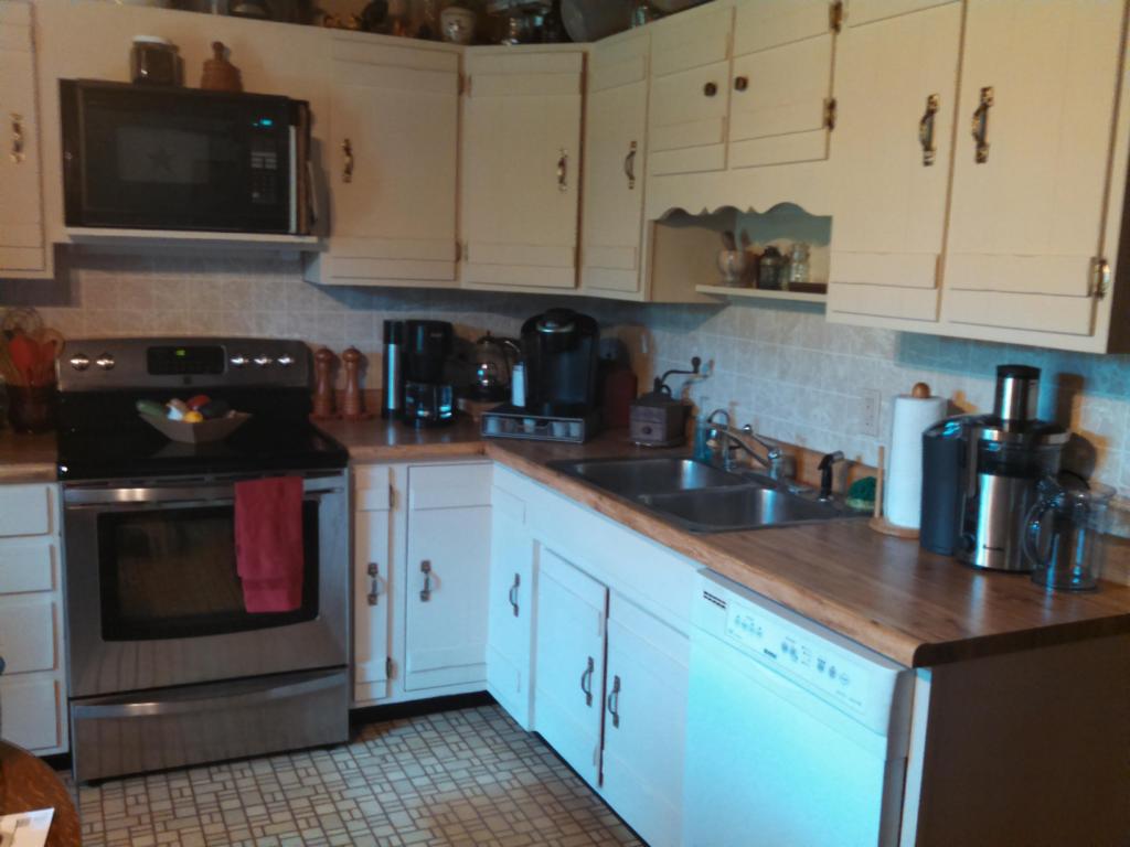 323 Veterans Way, Ewing, VA 24248 photo 4