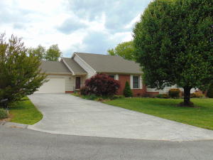 4 Breakers Ct, Clinton, TN 37716 photo 1