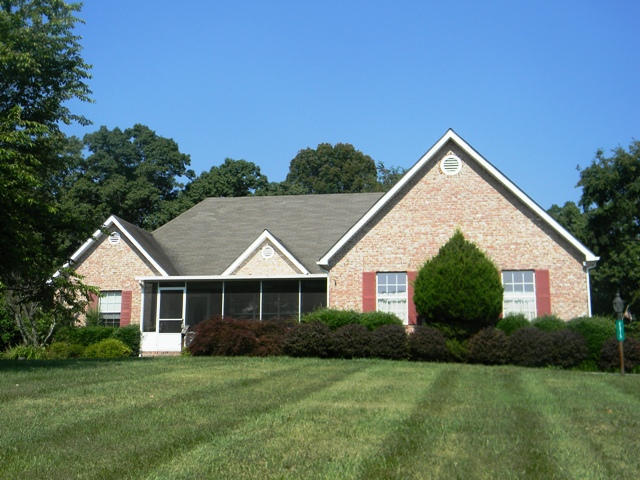 2815 Lake Forest Cir, Talbott, TN 37877 photo 1