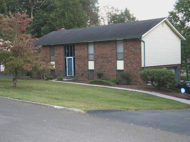 1216 Venido Dr, Knoxville, TN 37932