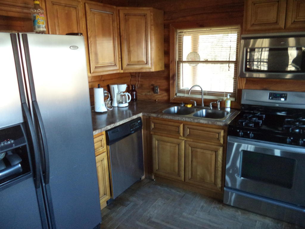 280 James Ave, Oneida, TN 37841 photo 16